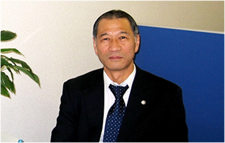 三村田税理士近影